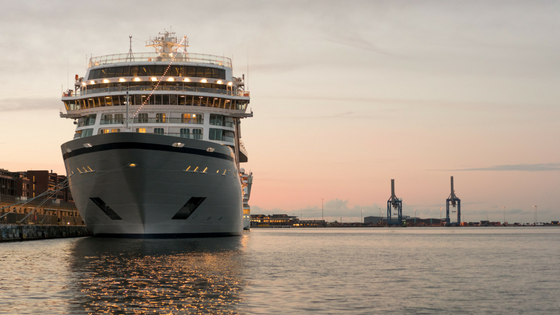 cruise-ship